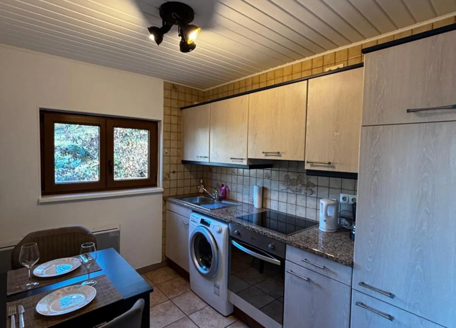 Tunnel House Βίλα Lipperscheid 0*,